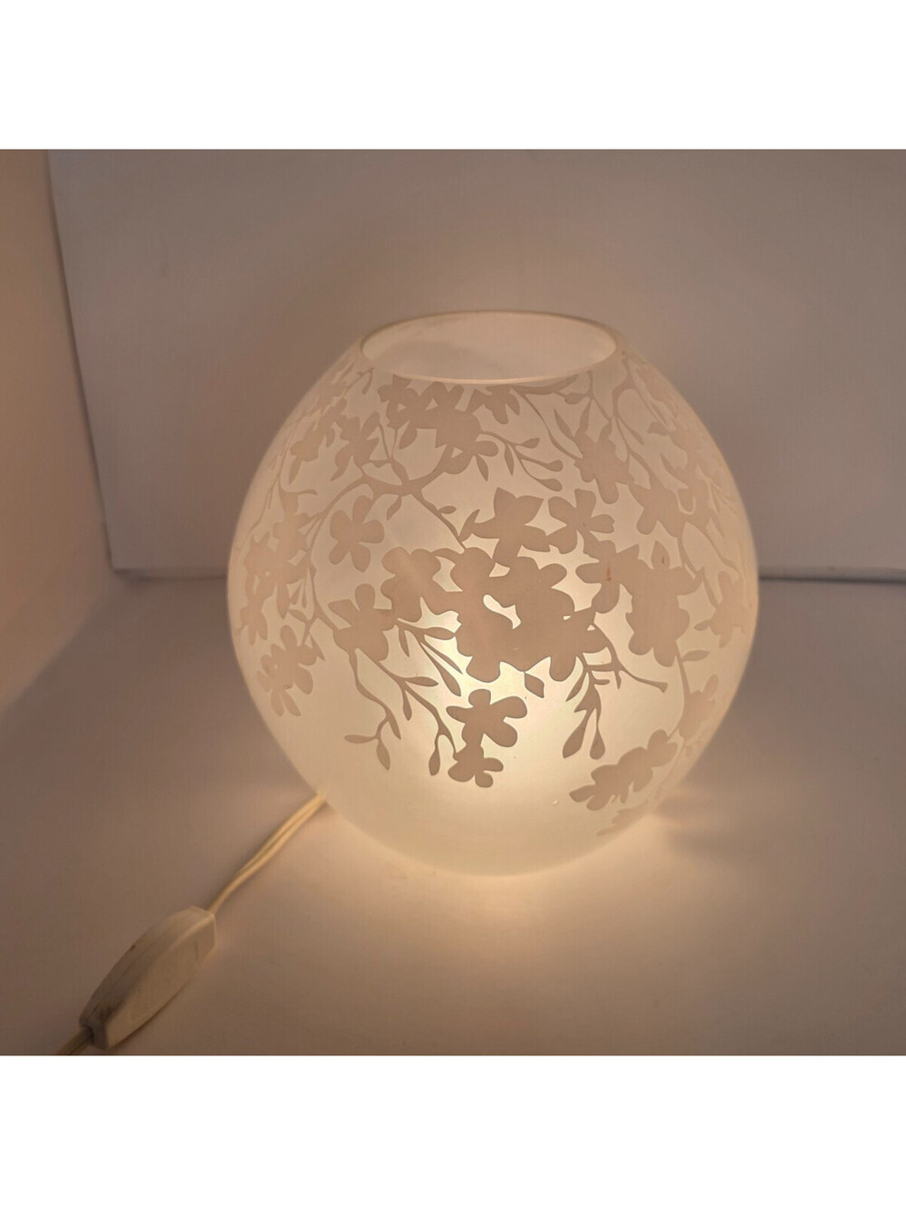 IKEA Knubbig Table Lamp White Frosted Glass Cherry Blossom Globe Mood Light 10'